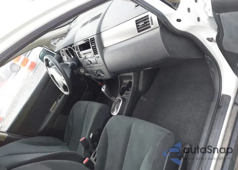 2010 Nissan Versa 1.8S из США, поврежденный, VIN 3N1BC1CP8AL451277